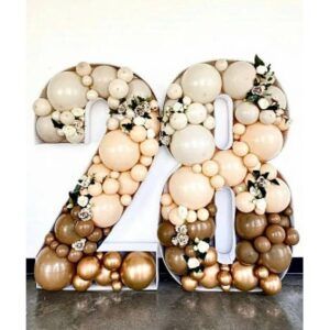 Аэромозайка из шаров цифра дата 28 лет