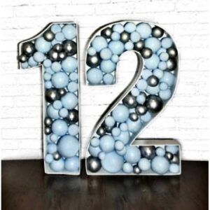 Аэромозайка из шаров цифра дата 12 лет