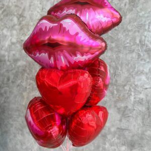 Фонтан из шаров - Горячий поцелуй