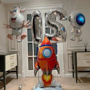 Композиция из шаров - До Луны