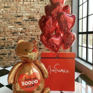 Фонтан из шаров и подарочная коробка - Пушистая любовь