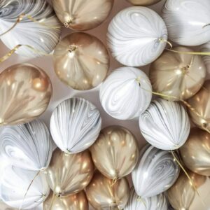 Шары под потолок «Мрамор и золото»